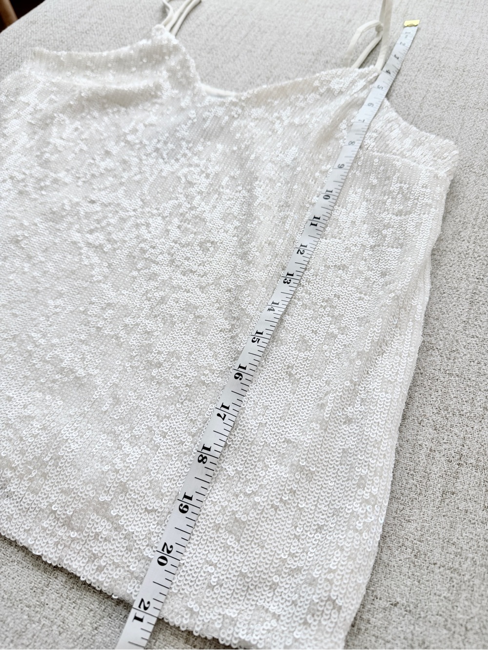 🤍 EXPRESS White Sparkly Sequin Cami Tank Top XS - Picture 9 of 12